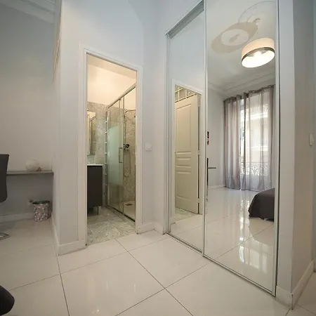 Designer Flat * Nice