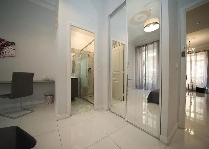 Designer Flat * Ницца