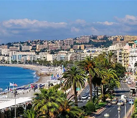 Designer Flat Nizza